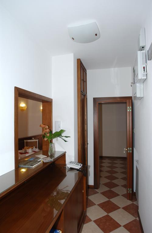 Casa Mimma Bed & Breakfast เวนิส ภายนอก รูปภาพ