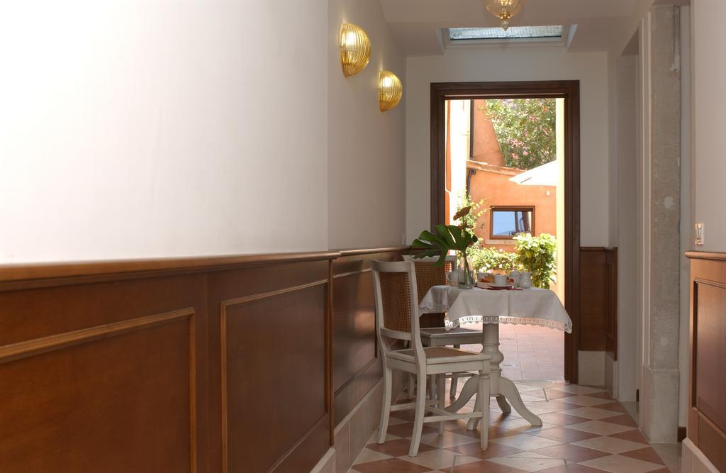 Casa Mimma Bed & Breakfast เวนิส ภายนอก รูปภาพ