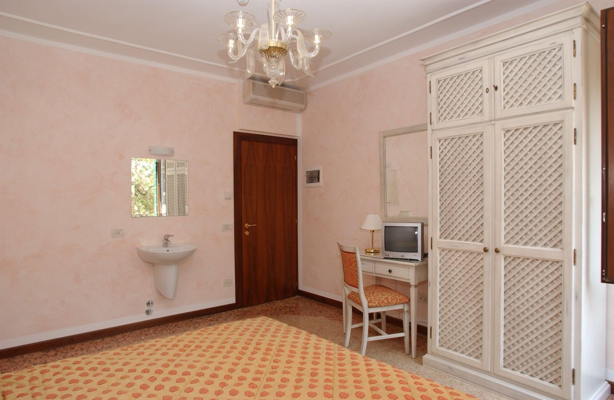 Casa Mimma Bed & Breakfast เวนิส ภายนอก รูปภาพ