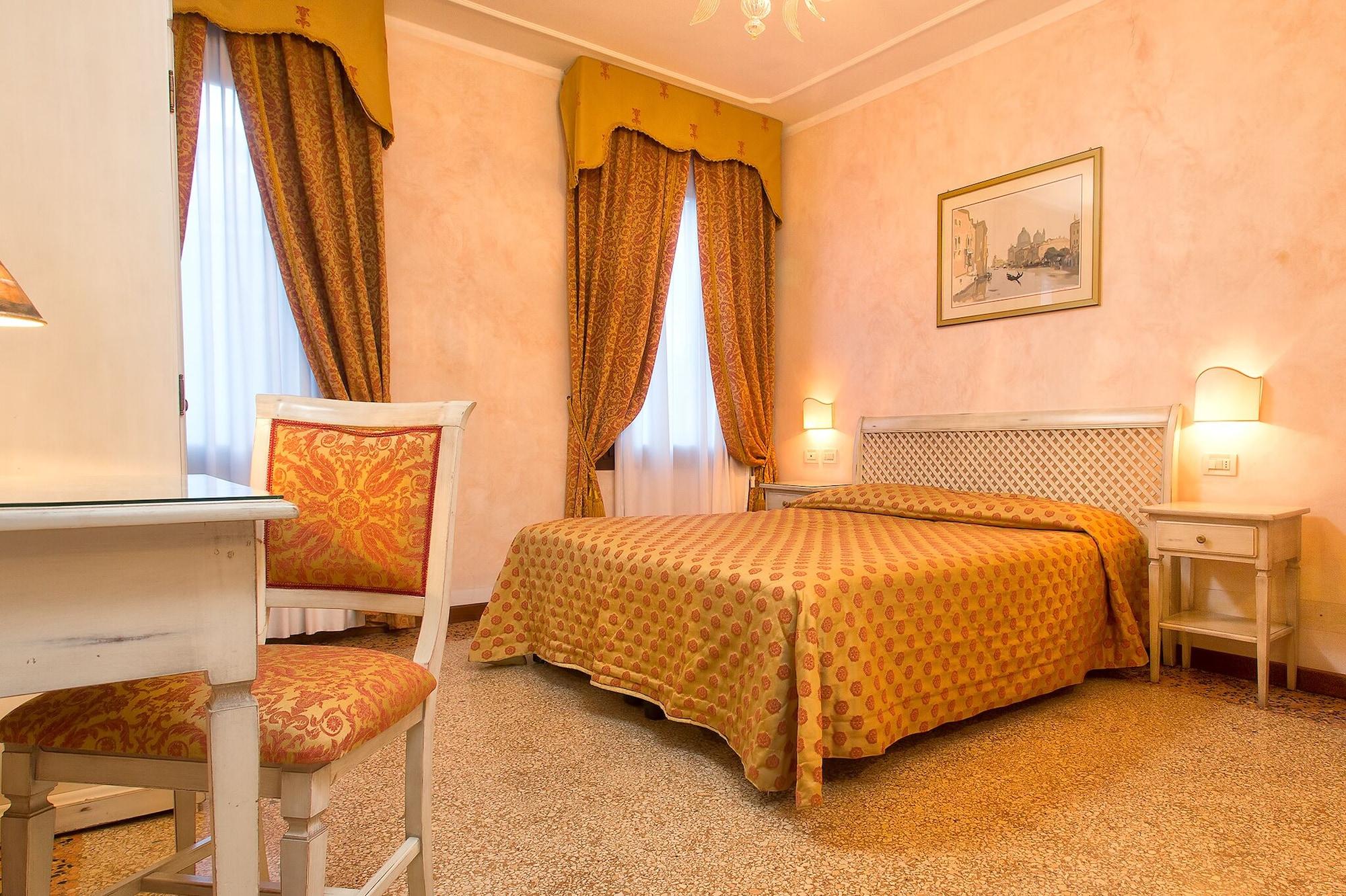 Casa Mimma Bed & Breakfast เวนิส ภายนอก รูปภาพ